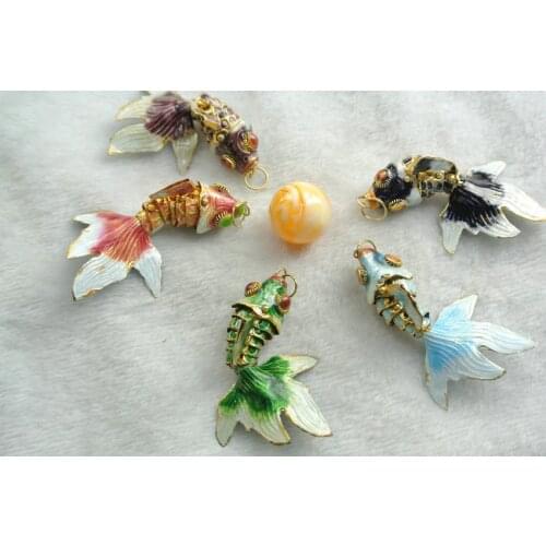 5pcs Colors Chinese Enamel Goldfish As Real Fish Wiggling Blue Black Pink Red Brown Fish Charms