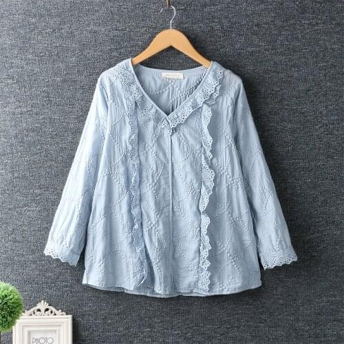 2020 New Spring Women Shirt Literary Fresh Lace Embroidery Pullover Cotton and linen Loose Blouse Tops