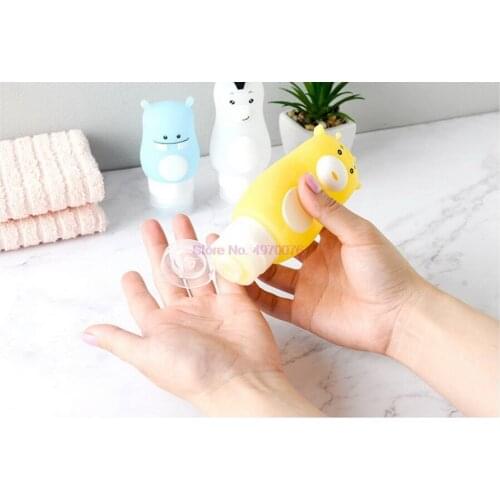 DHL 50pcs Multi-purpose Outdoor travel portable squeeze bottle cartoon animal model bottle Silicone cartoon little empty bottle