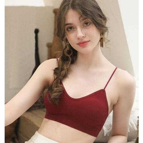 Strappy Sports Bras for Women Sexy Back Light Support Wirefree Comfort Yoga Bra with Removable Cups Activewear Workout Clothes