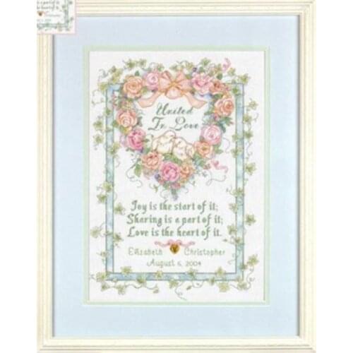 Top Quality Beautiful Lovely Counted Cross Stitch Kit United in Love Wedding Record Heart shaped garland Dim 35125