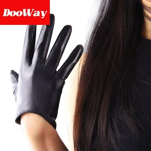 DooWay Womens Real Leather Black Gloves Short Handmade Lambskin Touchscreen Simple Fashion Warm Soft Winter Windproof Gloves