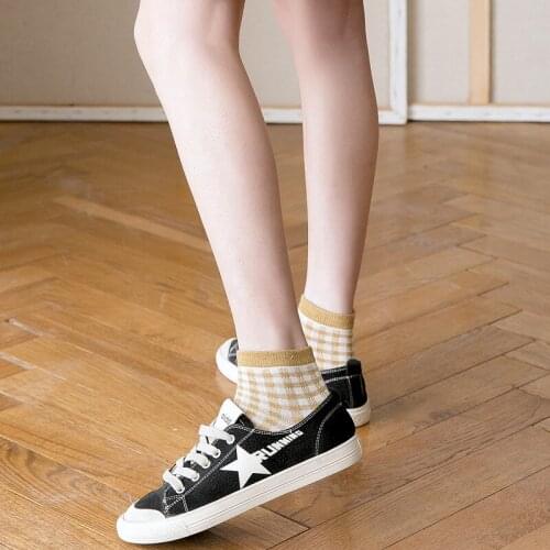 10 Pairs Women Cotton Socks British Style Plaid Pattern Socks Middle Tube Womens Socks For Ladies Girls
