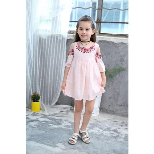 Spring and summer fashion new girls cotton jacquard female baby comfortable cotton dress print lipstick explosion models