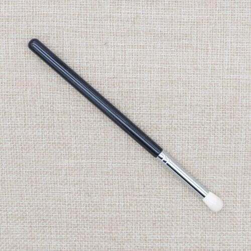 C07 Professional Handmade Makeup Brushes Soft Saikoho Goat Hair Eye Shadow Blending Brush Black Cosmetic Tools Make Up Brush