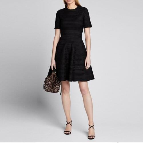 New Elegant Black Short Sleeve Sexy Dress 2020 O Neck Solid Good Quality Fashion Knee Length Clubwear Wholesale