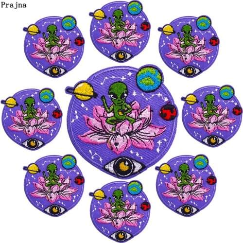 Prajna 10PCS Wholesale Hippie Alien Embroidered Patches On Clothes Iron on Space UFO Patches For Clothing Stickers Space Badges