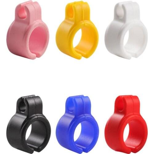 1pcs Waterproof Endlessly Artifact Silicone Ring Finger Hand Rack Cigarette Holder for Regular Smoking Smoker Men Gift