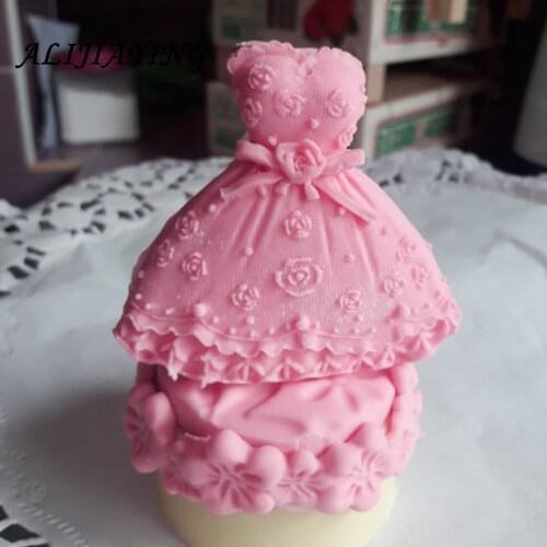 1Pcs Dress Skirt Princess 3D Cake Mold Chocolate Silicone Mold Soap Fondant Cake Decoration Tools For Kitchen Baking D0011