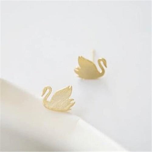 Elegant Temperament Female Swan Animal Earrings Jewelry Fashion Charm Swan Stud Earrings