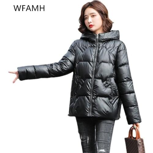 2021 new winter trendy bright face disposable hooded short cotton-padded jacket womens small padded jacket Polyester Solid Full