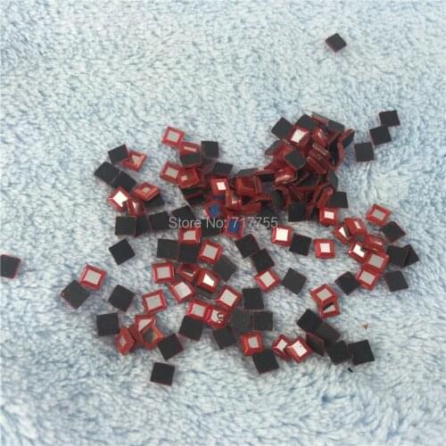 144pcs 4*4mm Mirror Red Flatback Square Beads Iron On Hotfix Crystal Hot Fix Rhinestone Flat back For Transfer Women Dress Scarf