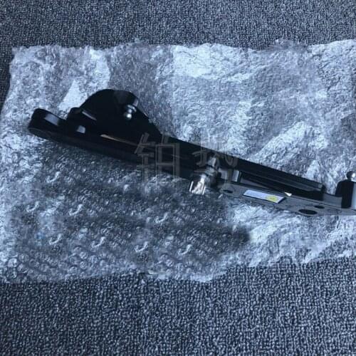 Car Hinge assembly 2005-2013Ben tle yCo nti nen tal GTF lyi ngS pur Tail door hinge Trunk fixing bracket Stabilizing strut