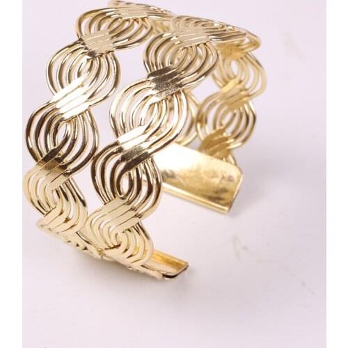 12PCS/Metal Woven Figure 8 Napkin Ring Wave Shape Napkin Ring Table Decoration Napkin Holder Party Table Napkin Ring
