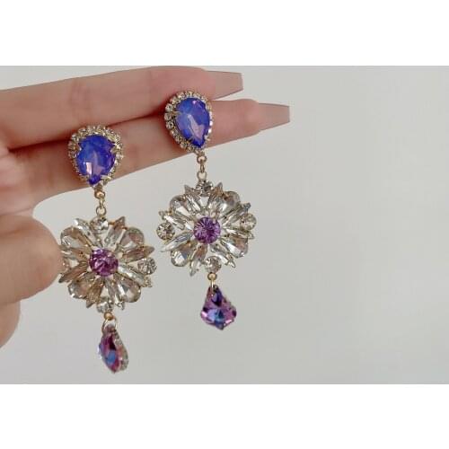Fashion Jewelry Shiny Crystal Flower Exquisite Cute Stud Earrings for Woman Holiday Party Elegant Earring