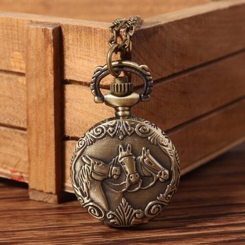 1pc Vintage Horses Engraved Quartz Pocket Watch Exquisite Antique Bronze Pocket Watch Pendant Necklace Men Women Birthday Gift