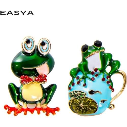 EASYA Frog Brooches Women Men Banquet Metal Animal Brooch Pins For Suits Dress Fashion Hat Scarf Pins Corsage
