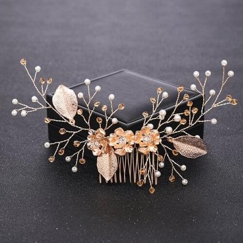 Vintage Golden Hair Combs Hair Combs For Bride Wedding Head Jewelry Pearl Leaf Bride Hair Combs Ladies Headdress Headbands Gift