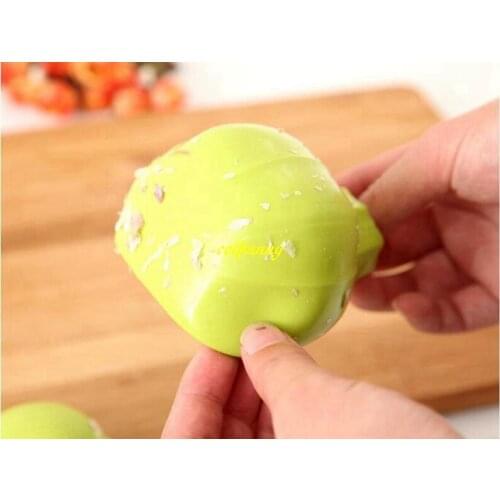 100pcs/lot Fast shipping Garlic style magic silicone garlic peeling device creative practical kitchen tools