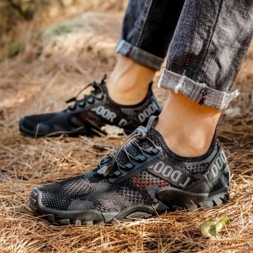 Men Quick-Dry Trekking Hiking Shoes Non-slip Wear-resistant Climbing Aqua Shoes Outdoor Beach Upstream Sports Sneakers