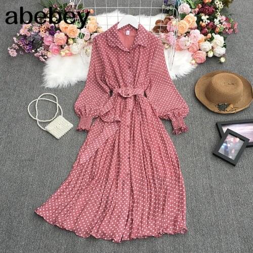 2021 New Spring Retro All-match turn-down collar Lantern Sleeve Dress waist slim Polka dot pleated Dress