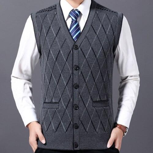 Men Pullovers Vest Sleeveless Slim Fit Jumpers Knitwear 2020 New Autumn Fashion Brand Sweaters Korean Style Casual Clothing Ma
