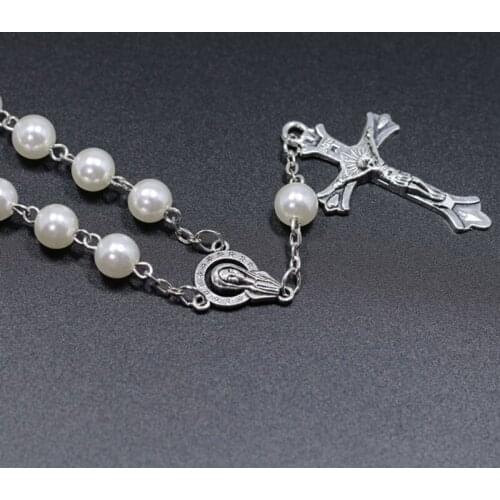White Artificial Pearls Bead Benedict Car Rearview Rosary Bracelet Pendant 2PCS D55Y