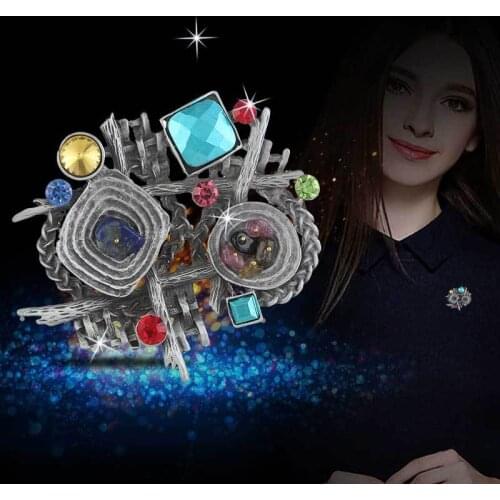Ydgy multicolor scarf Clip Vintage brooches for Women Old ethnic Jewelry Retro Geometric irregular Brooch