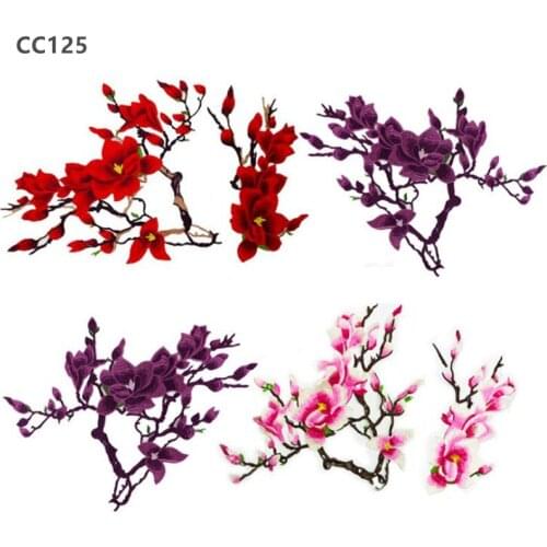 Zsbszc Embroidery Plum blossom Patch Applique diy Crafts Stiker for Jeans Hat Bag Clothes Accessories Badges Sew On patch CC125