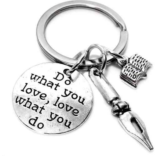 European and American Writer Author Teachers Day Gift Teacher Pen Editing Gift Student Cultural Keychain