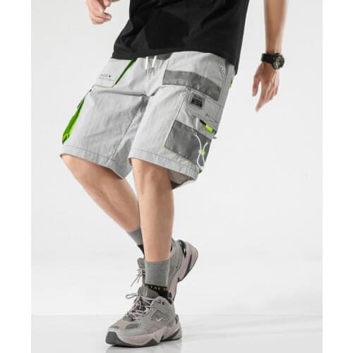 2020 Harajuku Streetwear Summer Casual Shorts Men Pockets Mens Cargo Shorts Cotton Patchwork Bermuda Knee Length Mens Shorts