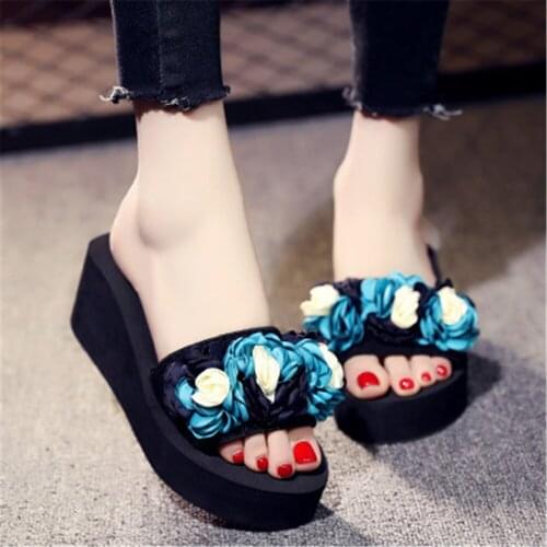 2019 summer new style word drag thick anti-skid sponge cake with sandals and slippers holiday beach womens shoes fashion womens