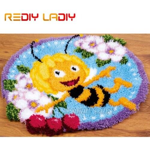 Latch Hook Kit Make Your Own Rug Maya with Flowers Tapestry Crochet Cushion Mat DIY Carpet Rug Pre-Printed Canvas Hobby & Crafts