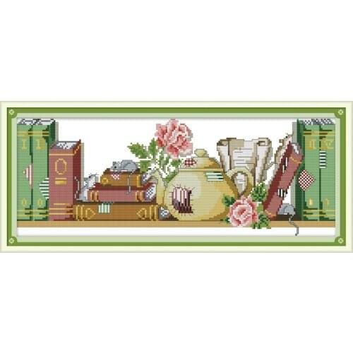 The mouse who likes books cross stitch kit aida 14ct 11ct count print canvas cross stitches needlework embroidery DIY handmade