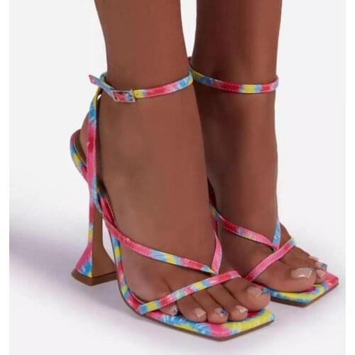 New high-heeled shoes sandals pink stiletto party fish mouth cross strap metal pendant catwalk womens shoes35-42