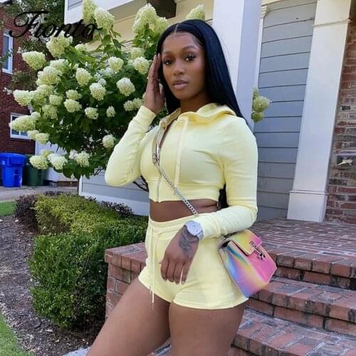 Sporty Sweatsuits for Women Two Piece Outfits Zip Up Cropped Hoodies and Shorts Matching Sets Tracksuits 2021 Fashion Women set