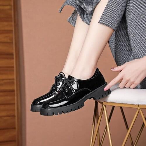 Spring/Summer New 2021 Women Shoes Patent Leather Round Toe Lace-Up Solid Color Simplicity Pumps Womens Shoes Casual All-match
