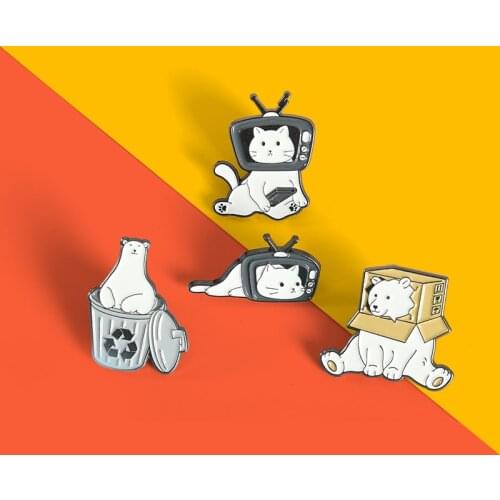 Custom Funny Cat Enamel Pins Bear Head In Tv Box Brooch Lapel Badge Backpack Bag Cartoon Animals Jewelry Gift For Kid Friend