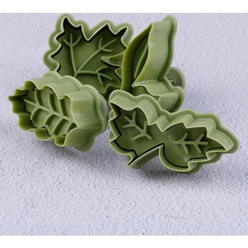 4 pcs/set 4 Kinds Of Leaf Shape Plastic Cookie Cutters Set Pastry Cake Biscuit Mold Spring Plunger bake Tools