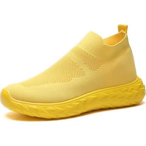 Sock shoes womens 2020 net red womens net surface new style fly weave shoes breathable high top small white soft sole sneakers