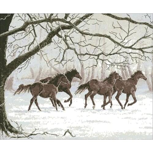 Horse in winter patterns Counted Cross Stitch 11CT 14CT 18CT DIY Chinese Cross Stitch Kits Embroidery Needlework Sets
