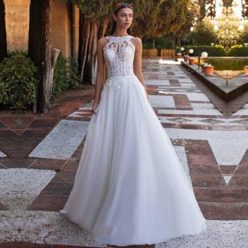 Elegant Halter Neck Wedding Dress Open Back A-Line Sleeveless Lace Appliques 3D Flowers Tulle Bridal Gowns Vestido de Novia 2021