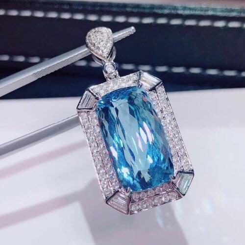 H715 Fine Jewelry 18K Gold AU750 Natural Blue Aquamarine 12.05ct Gemstones Diamonds Ladys Pendants for Women Fine Necklace