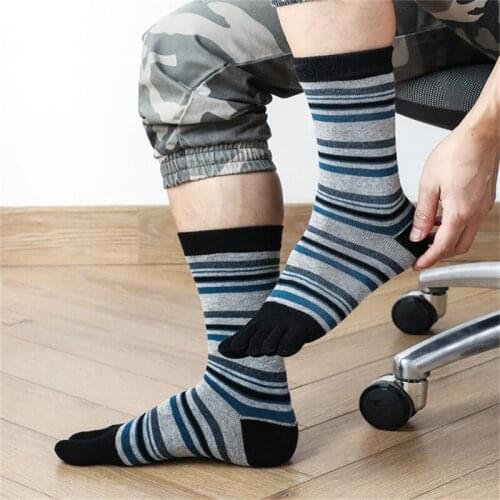 10 Pairs/Mens Socks Men Cotton New Japanese Style Comfort Five Finger Stripe High Socks With Separate Toes Long Socks Wholesale