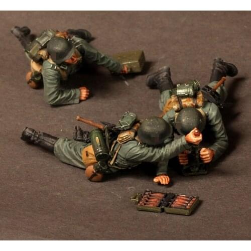 1/35 5cm mortar Grw 36 team.1939-42, 3 figures, Resin Model Soldier GK, WWII military theme, Unassembled and unpainted kit