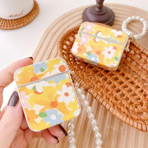 Earphone Accessories Cases For Apple AirPods 2 Pro 1 Case Soft Leather Vintage Flowers Headphone Cover with Pearl Keychain Funda