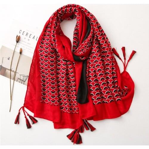 Women Autumn Tassel Scarves Women Shawls and Wraps Fashion Snake Skin Female Hijab Stole Pashminas Winter Cotton Foulards Muslim