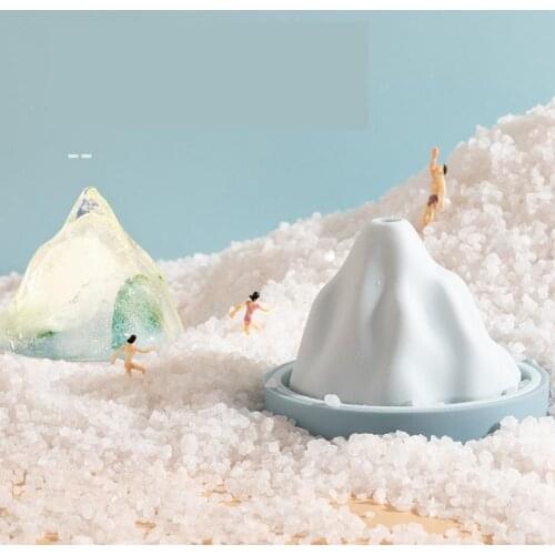 Creative heightening snow mountain ice cube silicone mold food grade silicone ice tray ice maker mold delivery funnel