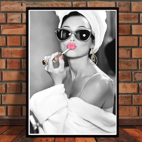 Classic Audrey Hepburn Poster Canvas Printmaking Wall Art HD Print Home Decor Picture