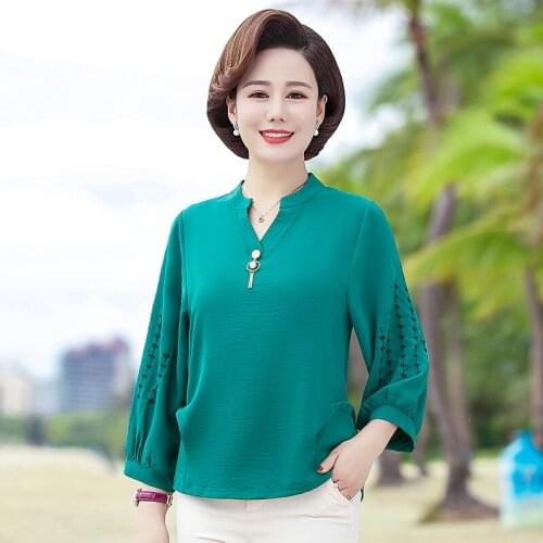 Embroidery Mother Clothing Spring T-shirt Middle Aged Women Tee Long Sleeve Tops Casual Loose 5XL Plus Size Pullover 2021 New